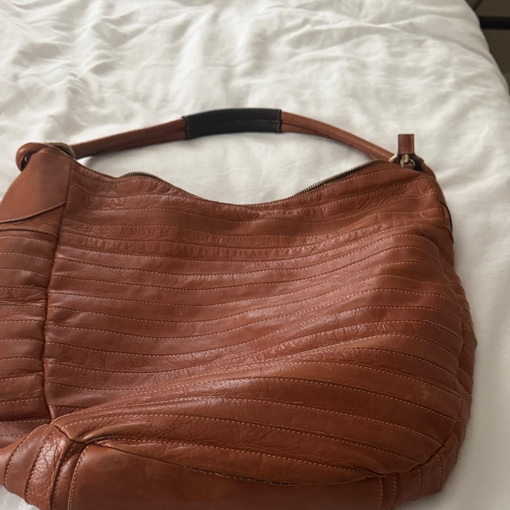 Everyday Leather Hobo Tote in Cognac Brown